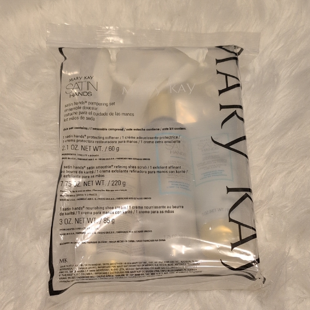 Mary Kay Satin Hands Trio - Picture 4 of 10